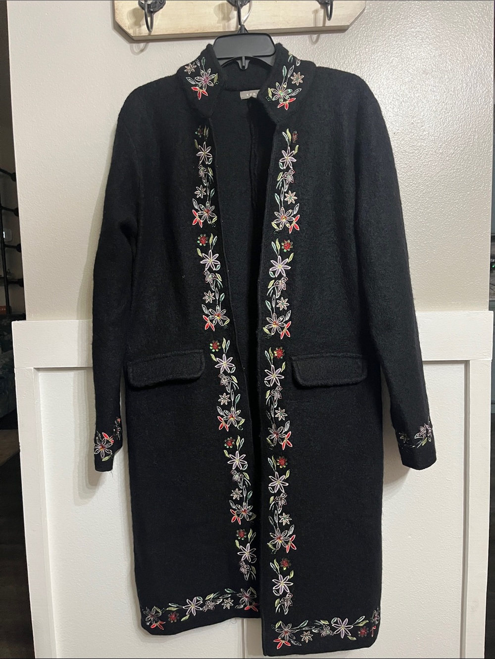 KENAR 100% Wool beautifully embroidered long coat / jacket Size Med